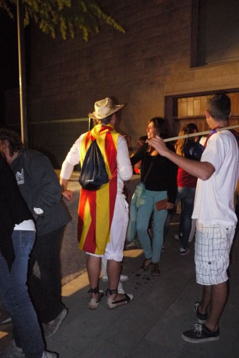 Aquelarre de Cervera. Dijous Gras. Estelada al damunt.